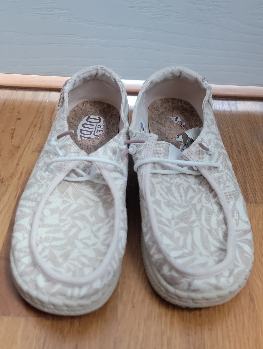 Hey Dude Women's Beige Patterned Espadrille Sneakers Shoes Slip On Size 10